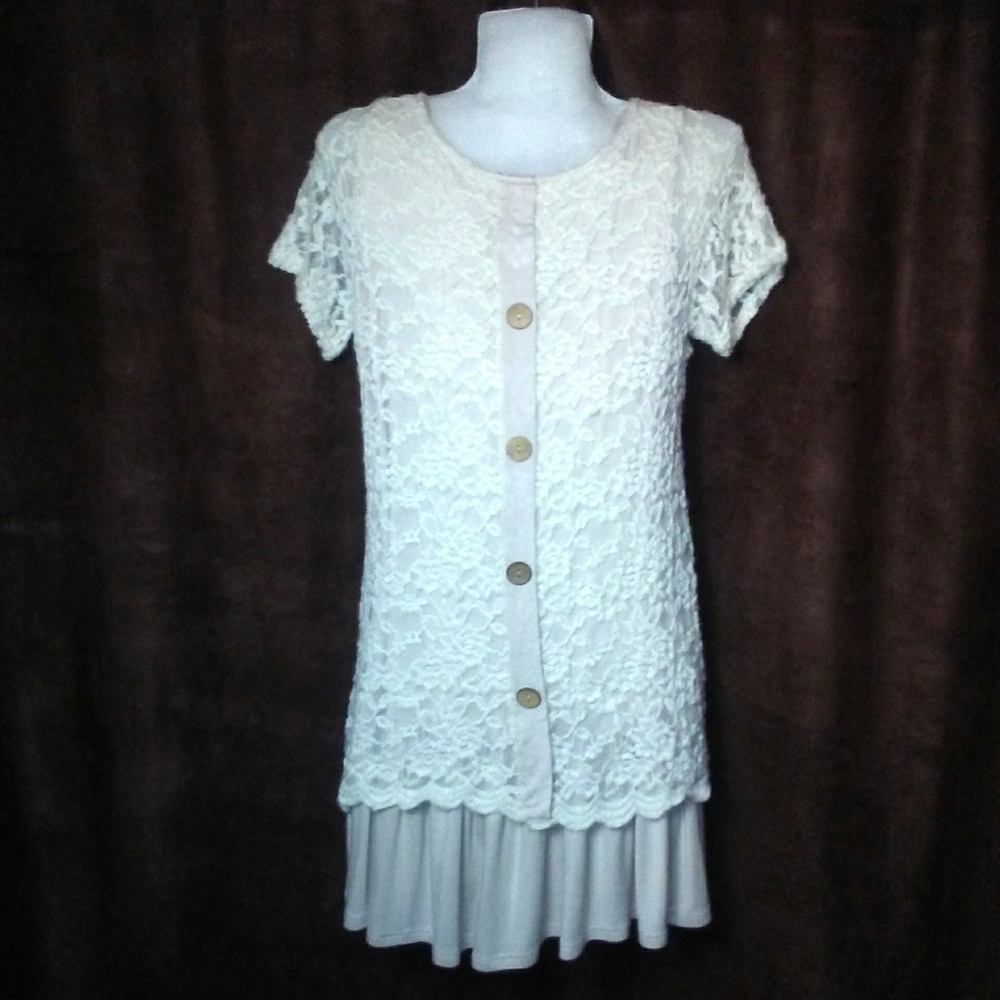 KMC Layered Tunic - Picture 3 of 5